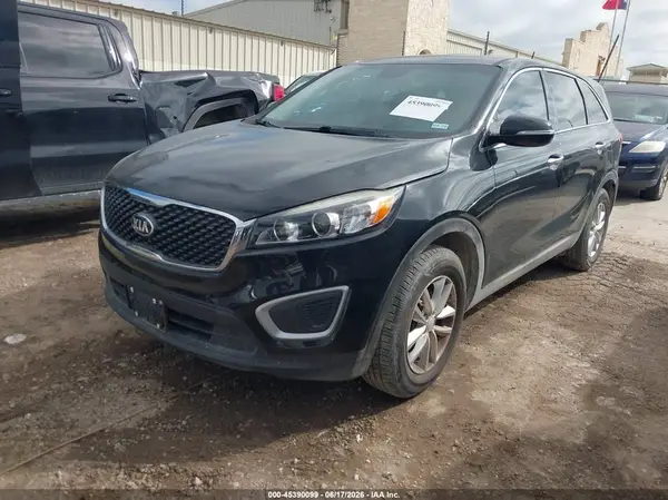 5XYPG4A37JG427505 2018 KIA SORENTO - Image 2