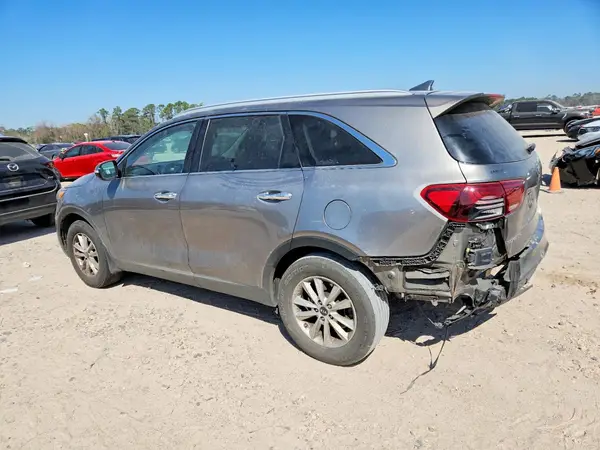 5XYPG4A37KG433192 2019 KIA SORENTO - Image 2
