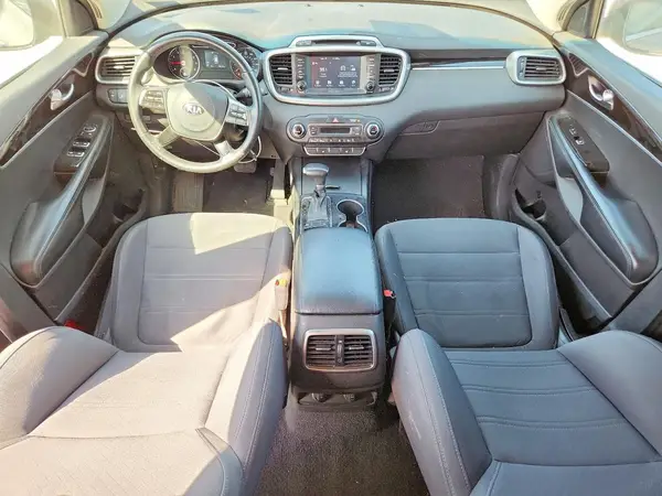 5XYPG4A37KG433192 2019 KIA SORENTO - Image 8