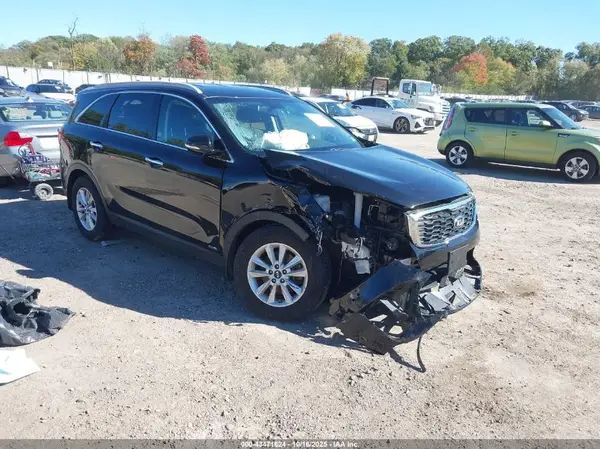 5XYPG4A37KG434147 2019 KIA SORENTO - Image 1