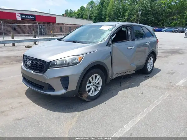 5XYPG4A37KG438974 2019 KIA SORENTO - Image 2