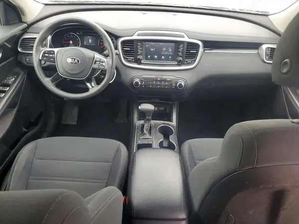 5XYPG4A37KG439090 2019 KIA SORENTO - Image 8