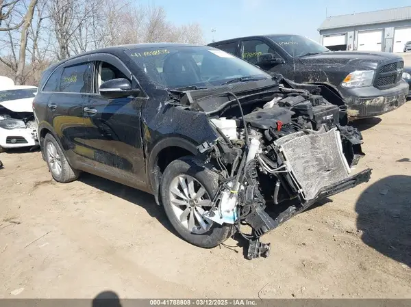 5XYPG4A37KG442832 2019 KIA SORENTO - Image 1