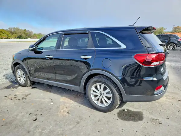 5XYPG4A37KG451305 2019 KIA SORENTO - Image 2