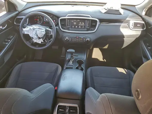 5XYPG4A37KG454382 2019 KIA SORENTO - Image 8