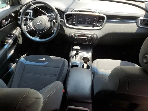 5XYPG4A37KG463440 2019 KIA SORENTO - Image 8