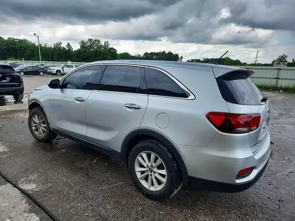 5XYPG4A37KG474910 2019 KIA SORENTO - Image 2