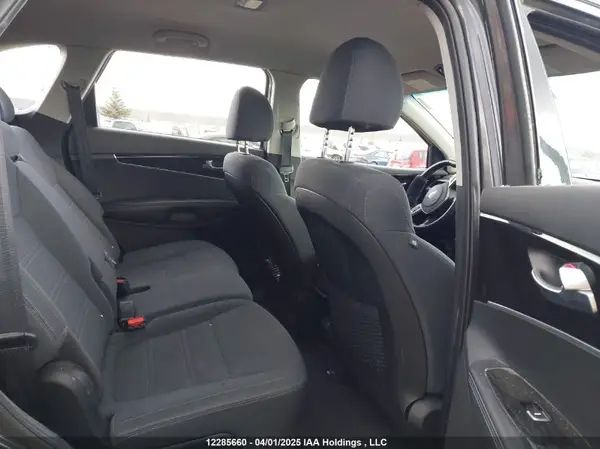 5XYPG4A37KG482845 2019 KIA SORENTO - Image 8