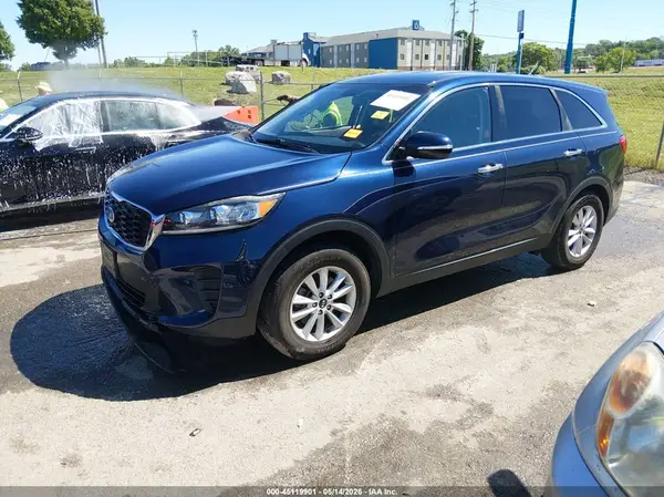 5XYPG4A37KG498303 2019 KIA SORENTO - Image 2