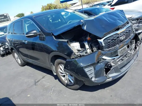 5XYPG4A37KG507761 2019 KIA SORENTO - Image 1