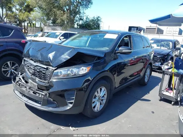 5XYPG4A37KG507761 2019 KIA SORENTO - Image 2