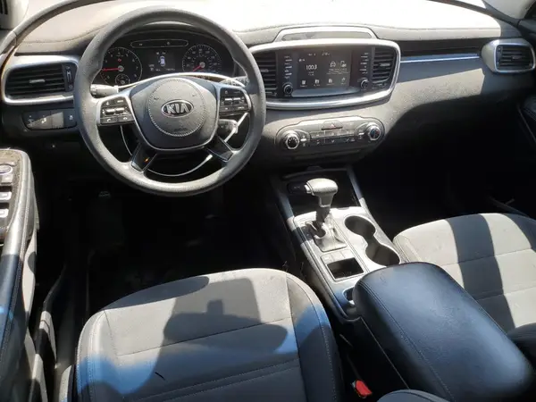 5XYPG4A37KG508702 2019 KIA SORENTO - Image 8