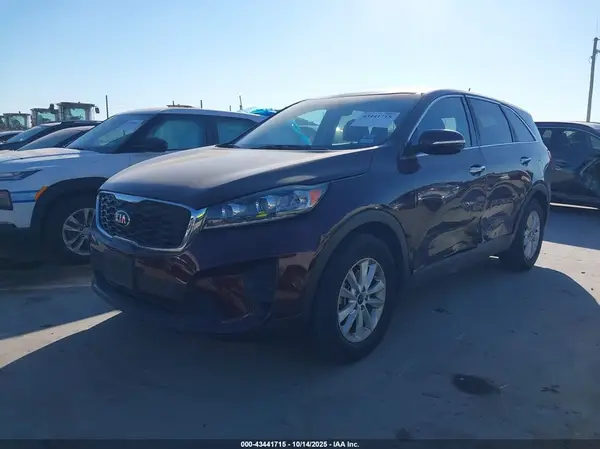 5XYPG4A37KG512880 2019 KIA SORENTO - Image 2