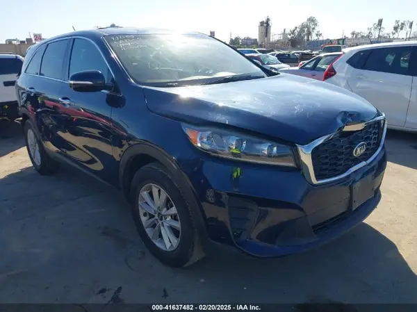 5XYPG4A37KG513916 2019 KIA SORENTO - Image 1