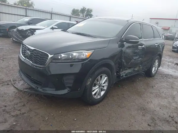 5XYPG4A37KG518016 2019 KIA SORENTO - Image 2