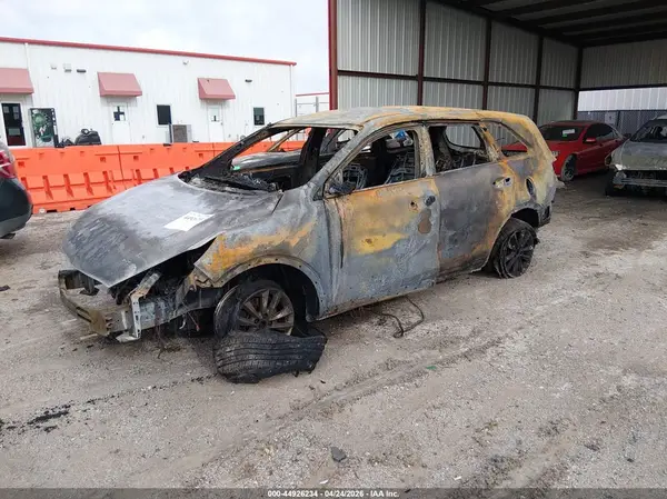 5XYPG4A37KG518971 2019 KIA SORENTO - Image 2