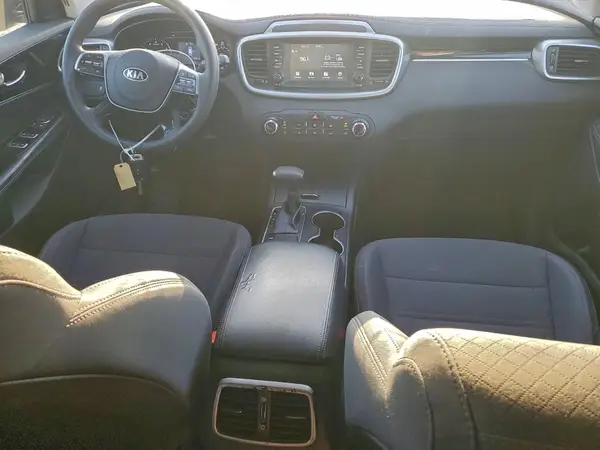 5XYPG4A37KG522356 2019 KIA SORENTO - Image 8