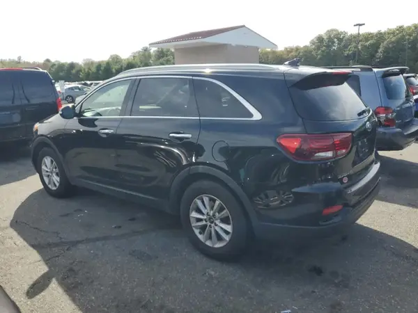 5XYPG4A37KG527976 2019 KIA SORENTO - Image 2