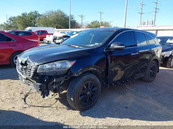 5XYPG4A37KG542090 2019 KIA SORENTO - Image 2