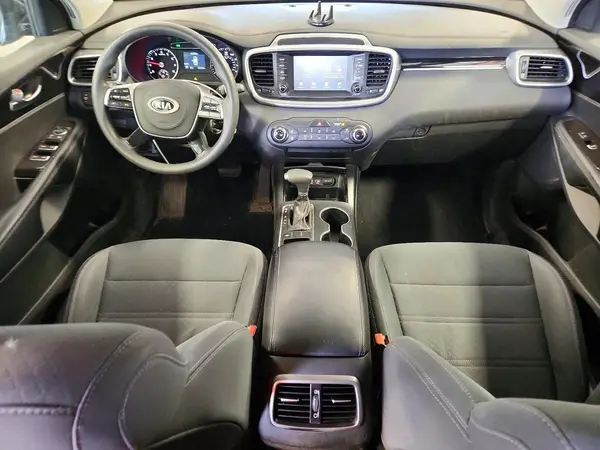 5XYPG4A37KG545295 2019 KIA SORENTO - Image 8