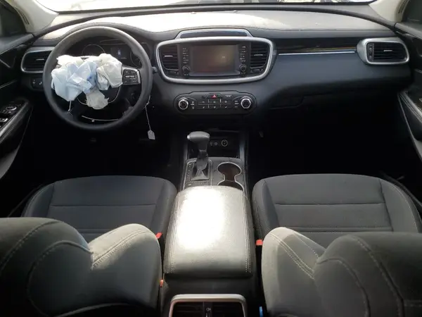 5XYPG4A37KG548228 2019 KIA SORENTO - Image 8