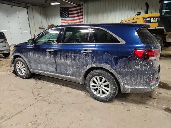 5XYPG4A37KG548679 2019 KIA SORENTO - Image 2