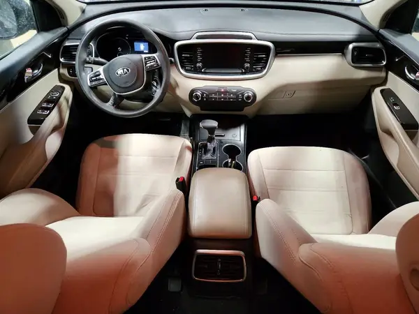 5XYPG4A37KG548679 2019 KIA SORENTO - Image 8