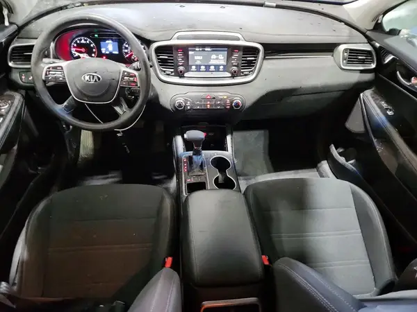 5XYPG4A37KG549783 2019 KIA SORENTO - Image 8
