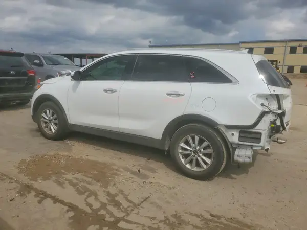 5XYPG4A37KG553994 2019 KIA SORENTO - Image 2