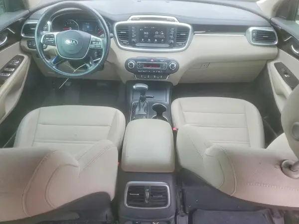 5XYPG4A37KG553994 2019 KIA SORENTO - Image 8