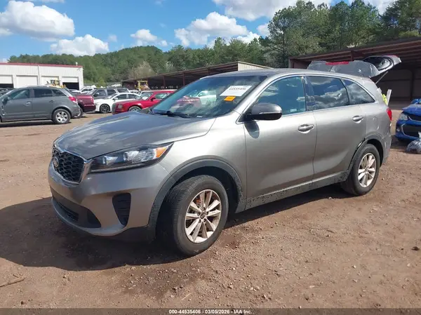 5XYPG4A37KG555969 2019 KIA SORENTO - Image 2