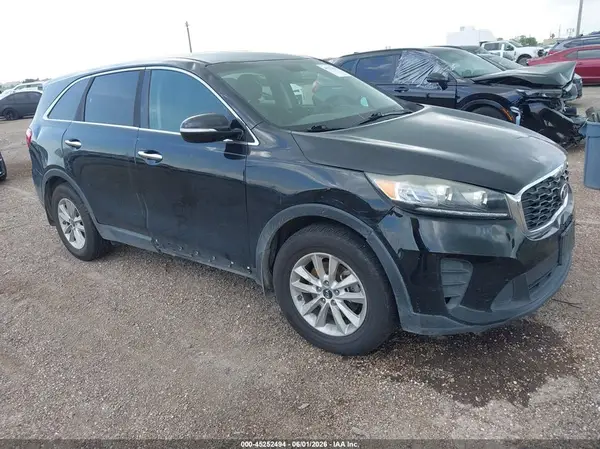 5XYPG4A37KG567667 2019 KIA SORENTO - Image 1