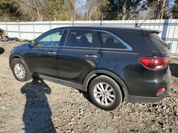 5XYPG4A37KG569192 2019 KIA SORENTO - Image 2