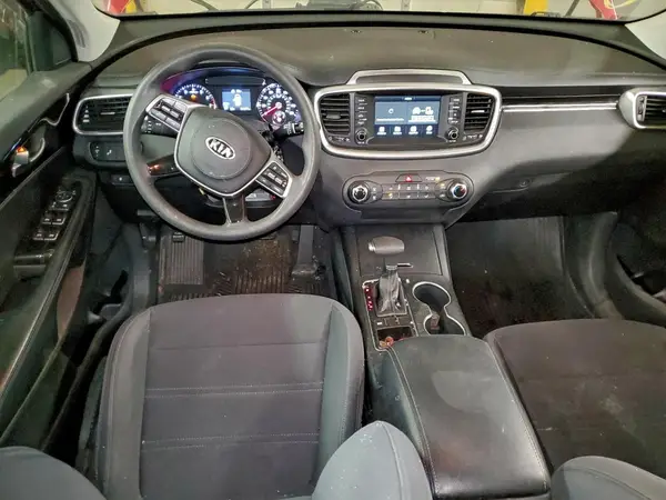 5XYPG4A37KG575445 2019 KIA SORENTO - Image 8
