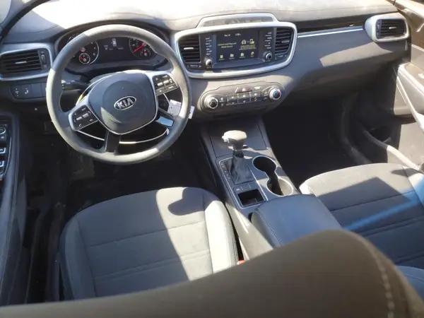 5XYPG4A37KG575851 2019 KIA SORENTO - Image 8