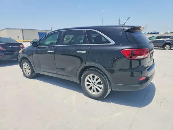 5XYPG4A37KG576238 2019 KIA SORENTO - Image 2