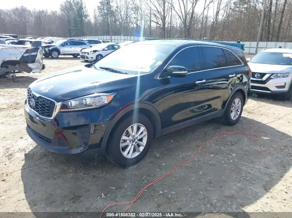 5XYPG4A37KG578216 2019 KIA SORENTO - Image 2