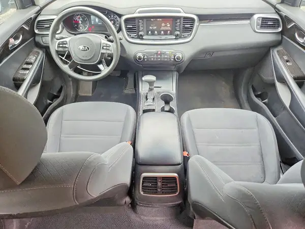 5XYPG4A37KG581245 2019 KIA SORENTO - Image 8