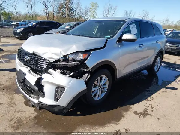 5XYPG4A37KG581259 2019 KIA SORENTO - Image 2