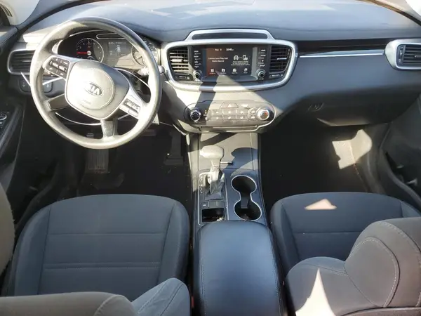 5XYPG4A37KG585490 2019 KIA SORENTO - Image 8