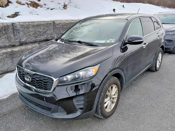 5XYPG4A37KG585652 2019 KIA SORENTO - Image 2