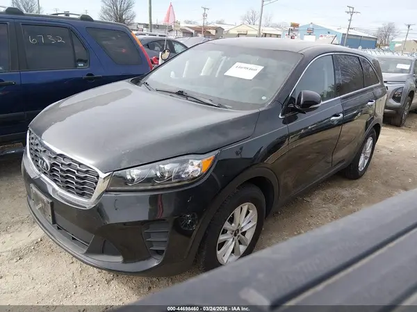 5XYPG4A37KG589085 2019 KIA SORENTO - Image 2