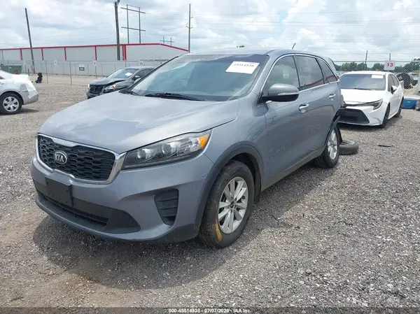 5XYPG4A37KG610906 2019 KIA SORENTO - Image 2