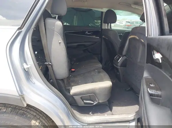5XYPG4A37KG610906 2019 KIA SORENTO - Image 8