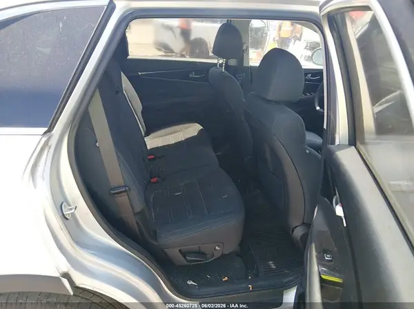 5XYPG4A37LG628677 2020 KIA SORENTO - Image 8