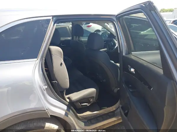 5XYPG4A37LG631546 2020 KIA SORENTO - Image 8