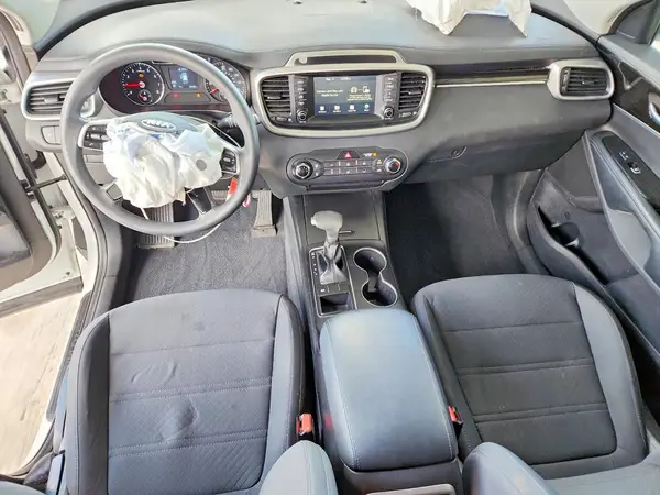 5XYPG4A37LG648458 2020 KIA SORENTO - Image 8