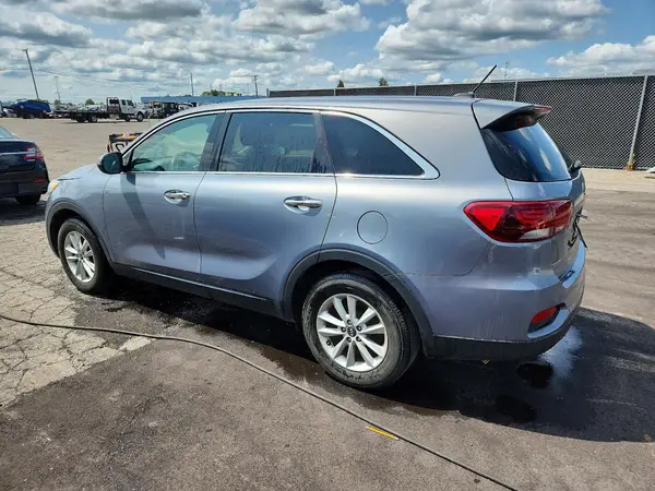 5XYPG4A37LG657726 2020 KIA SORENTO - Image 2