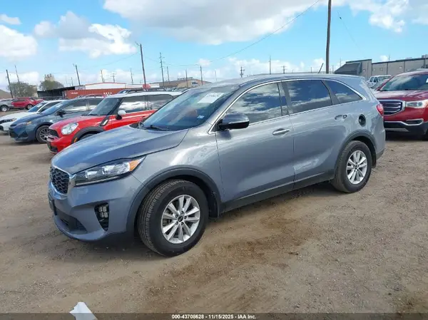 5XYPG4A37LG662716 2020 KIA SORENTO - Image 2
