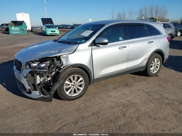 5XYPG4A37LG664739 2020 KIA SORENTO - Image 2